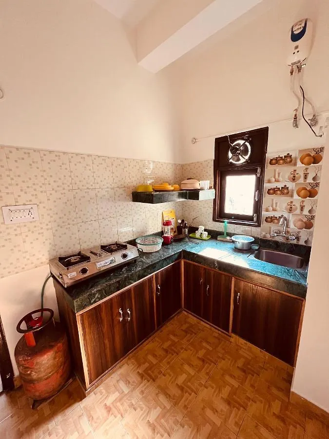 Residence Inn Homestay Shimla 0*,